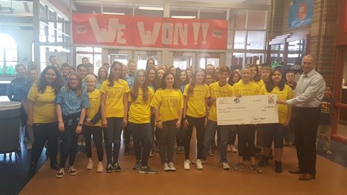 Red Ribbon Check Presentation 2018